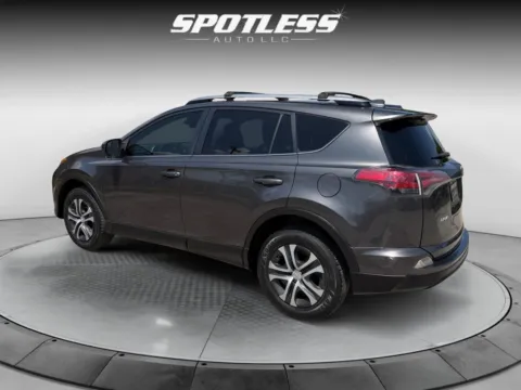 More photos of 2018 Toyota RAV4 LE at Spotless Auto San Pedro, TX