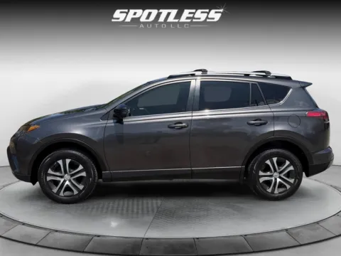 More photos of 2018 Toyota RAV4 LE at Spotless Auto San Pedro, TX