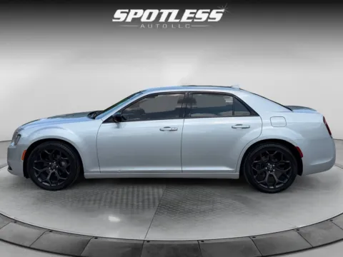 More photos of 2019 Chrysler 300 Touring at Spotless Auto San Pedro, TX