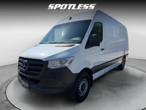 Another view of 2022 Mercedes-Benz Sprinter 2500 for sale in San Antonio, TX at Spotless Auto San Pedro