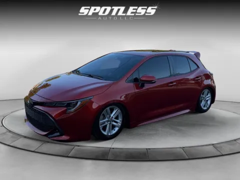 Red 2020 Toyota Corolla Hatchback SE for sale in San Antonio, TX