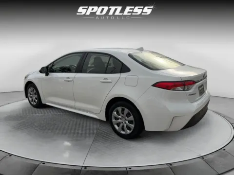 More photos of 2024 Toyota Corolla Hybrid LE at Spotless Auto San Pedro, TX