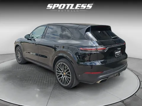 More photos of 2019 Porsche Cayenne at Spotless Auto San Pedro, TX
