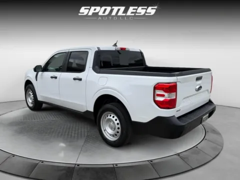 More photos of 2022 Ford Maverick XL at Spotless Auto San Pedro, TX