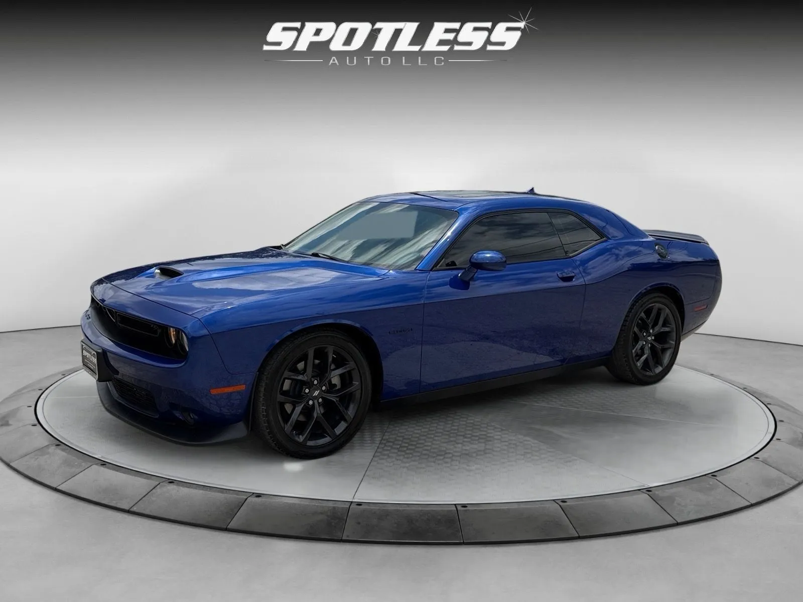 2022 Dodge Challenger R/T's photo