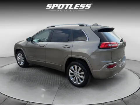 More photos of 2017 Jeep Cherokee Overland at Spotless Auto San Pedro, TX