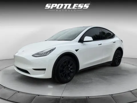 Another view of 2022 Tesla Model Y Long Range for sale in San Antonio, TX at Spotless Auto San Pedro