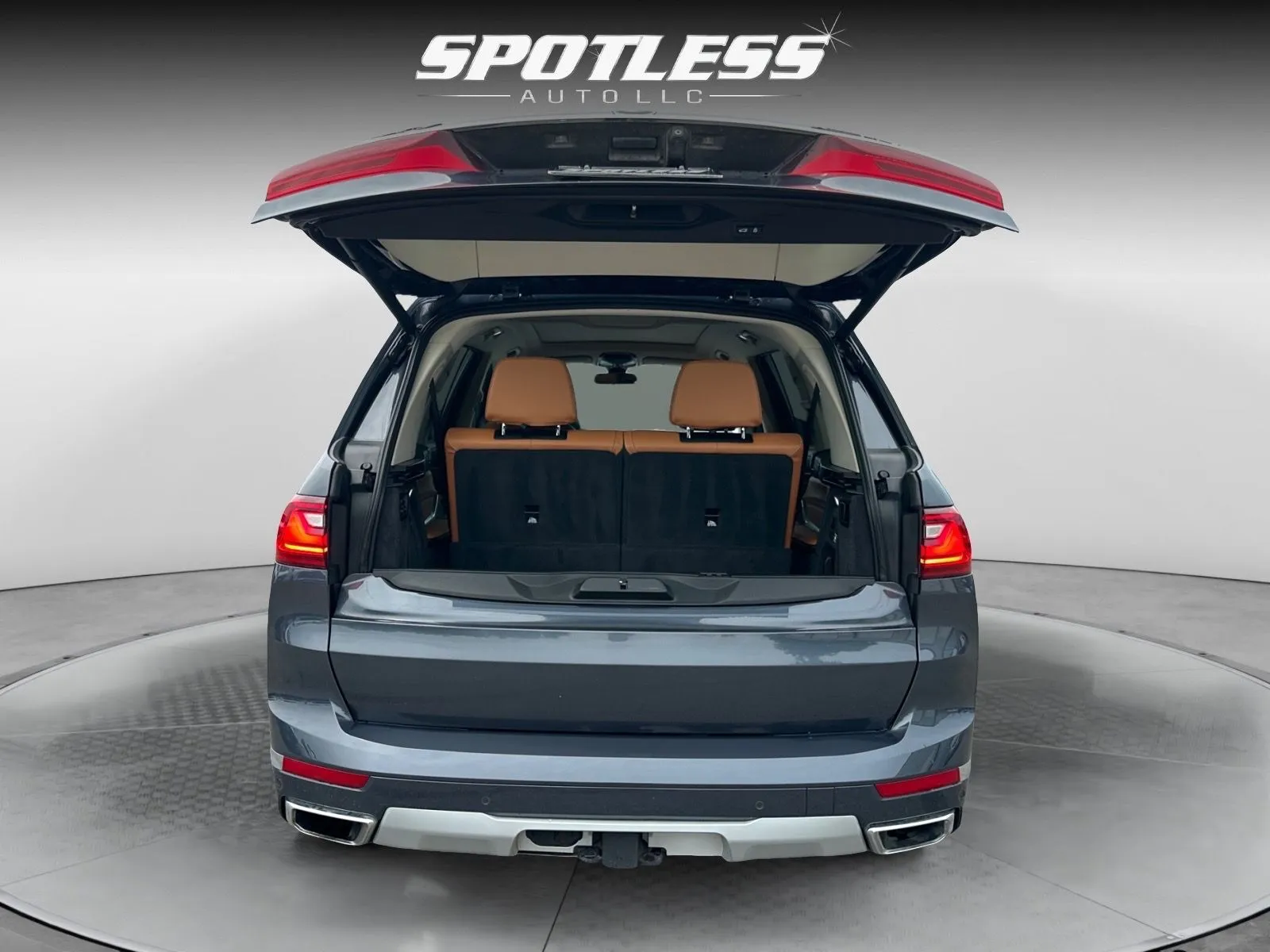 BMW X7 photo 29