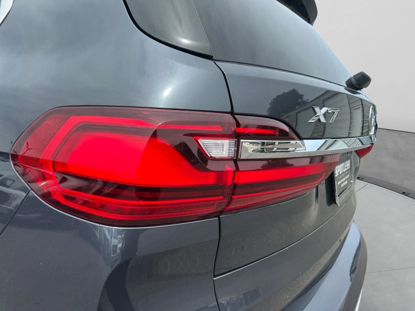 BMW X7 photo 12