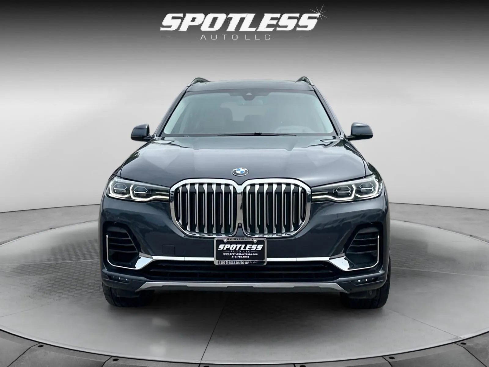 BMW X7 photo 10