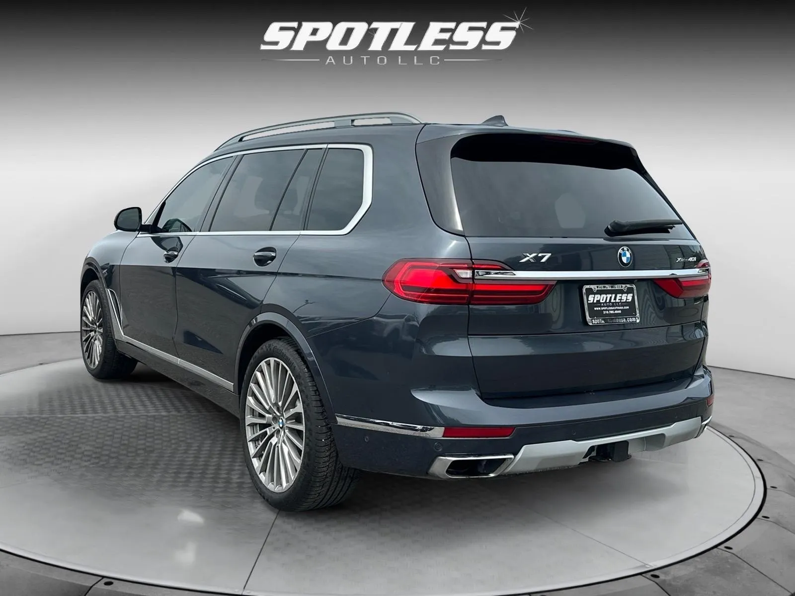 BMW X7 photo 5