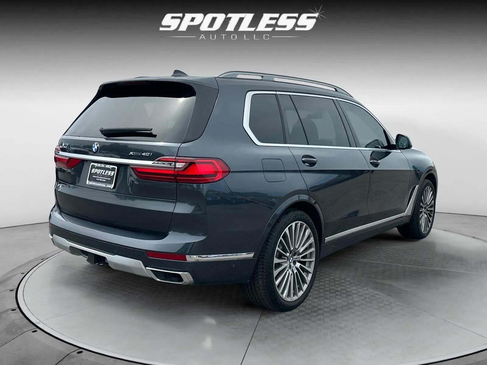 BMW X7 photo 7
