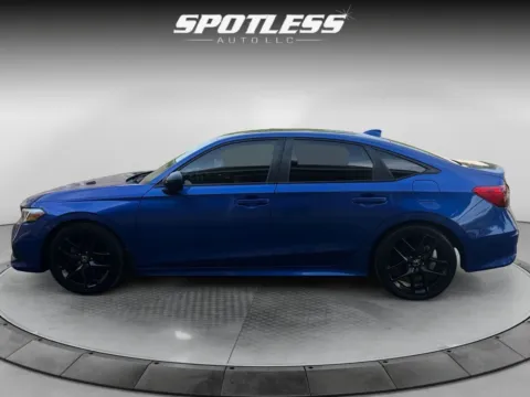 More photos of 2022 Honda Civic Sport at Spotless Auto San Pedro, TX