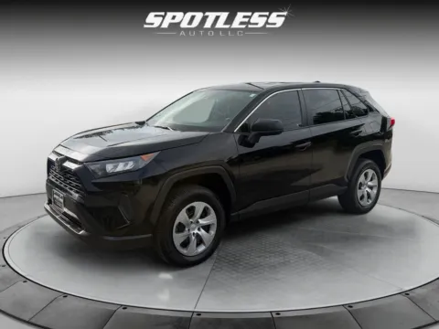 Black 2022 Toyota RAV4 LE for sale in San Antonio, TX