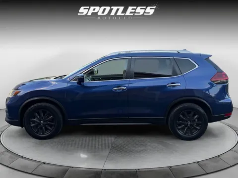 More photos of 2018 Nissan Rogue SV at Spotless Auto San Pedro, TX