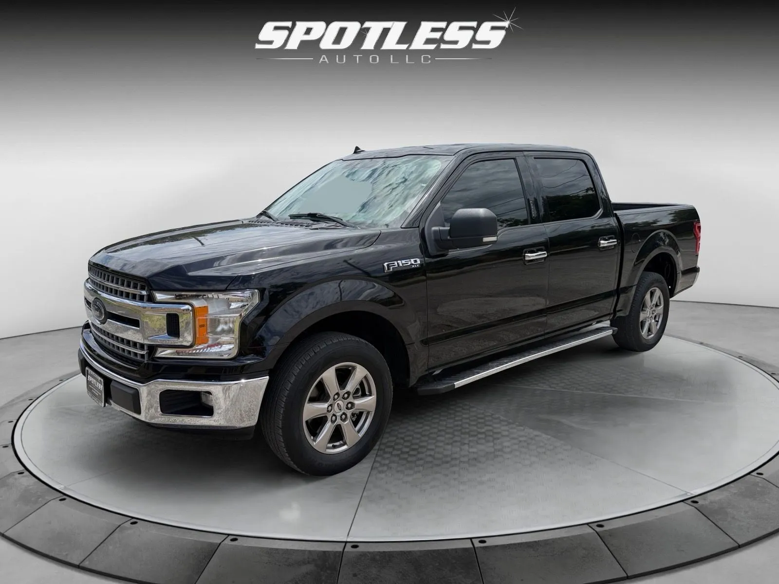 Black 2019 Ford F-150 XLT for sale in San Antonio, TX