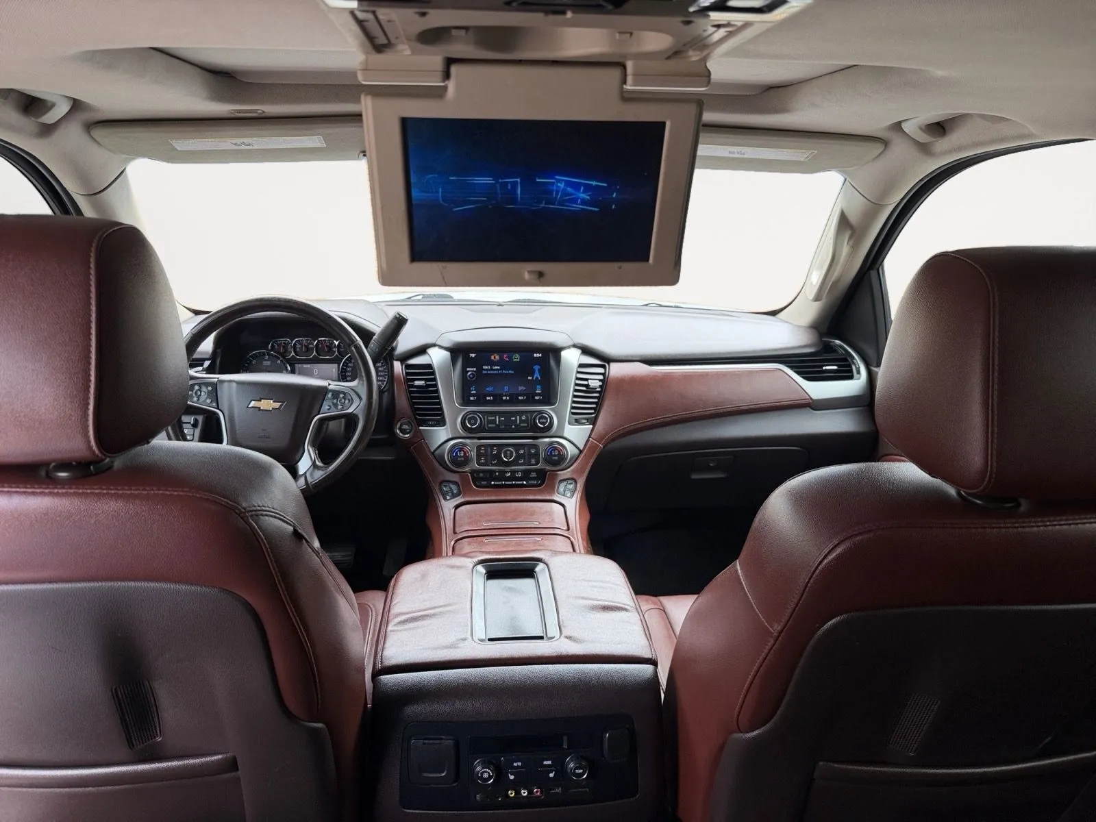 2015 Chevrolet Suburban LTZ - Photo 25