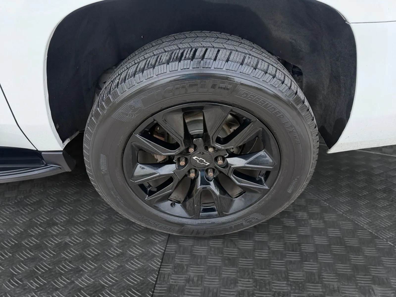 2015 Chevrolet Suburban LTZ - Photo 15