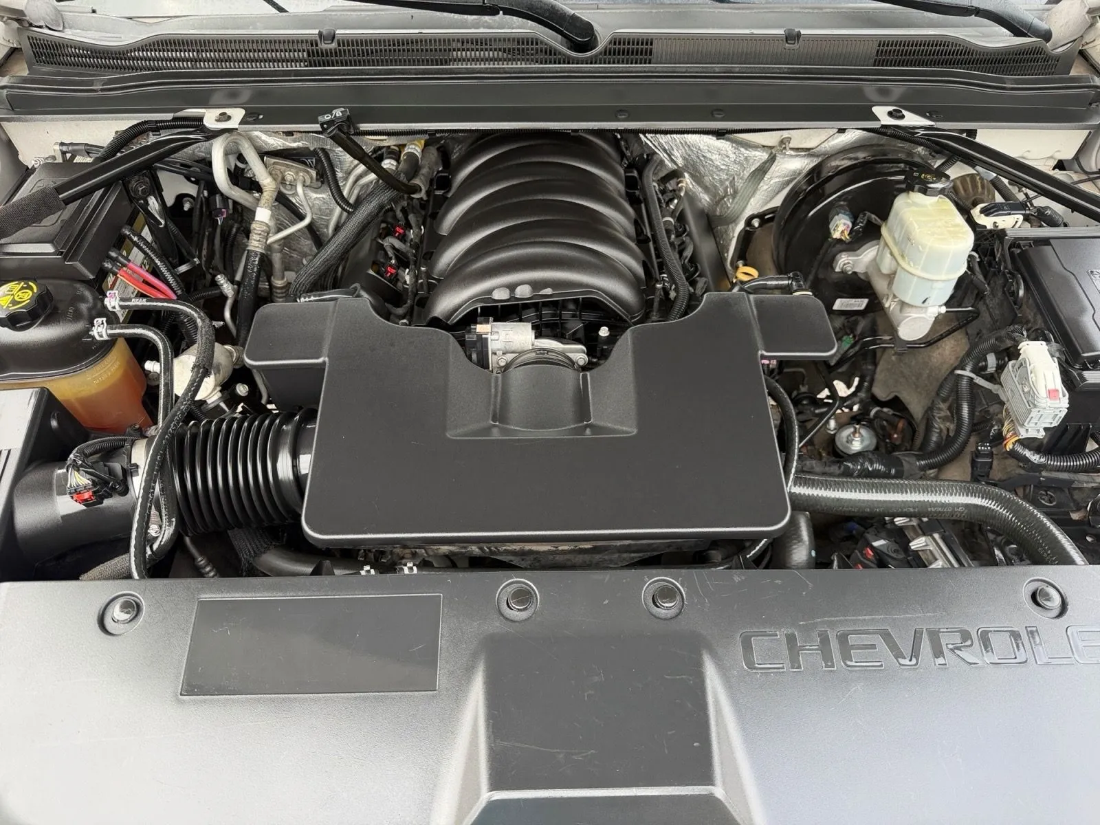 2015 Chevrolet Suburban LTZ - Photo 16