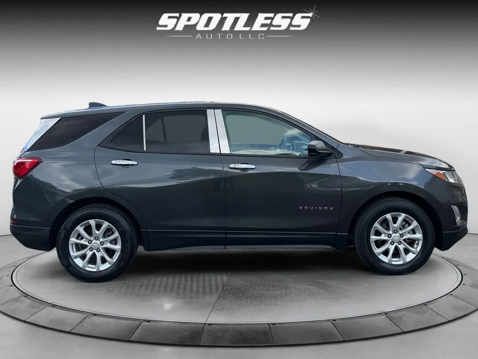 Chevrolet Equinox photo 8