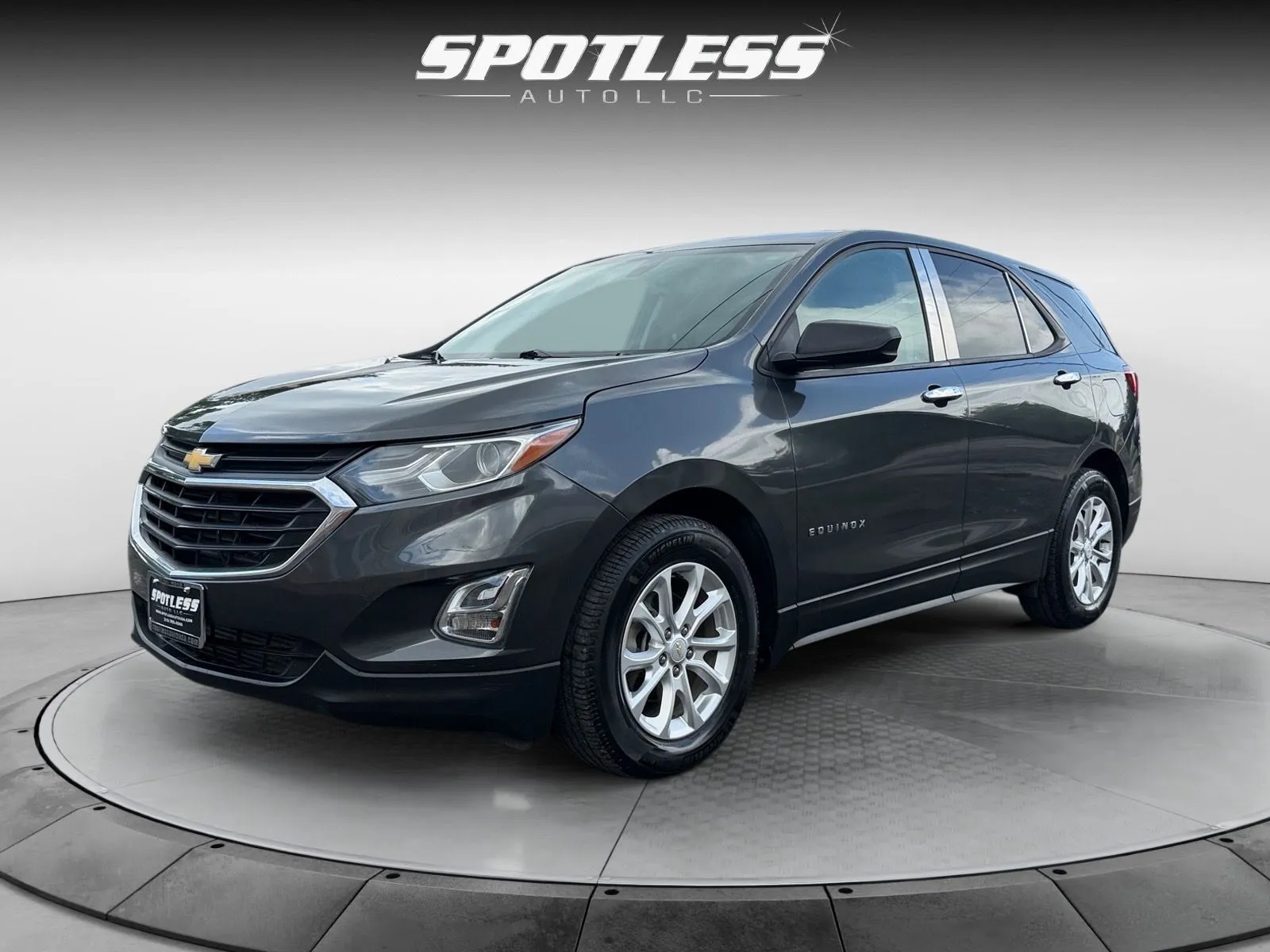 Chevrolet Equinox photo 3