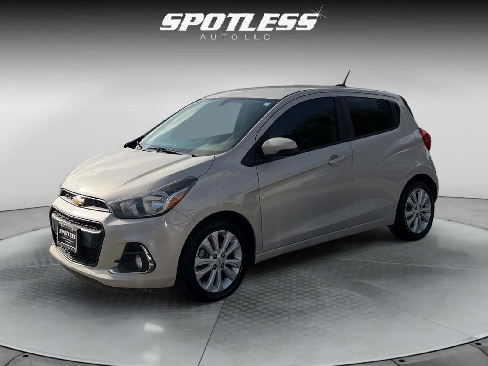 Gray 2018 Chevrolet Spark 1LT CVT for sale in San Antonio, TX