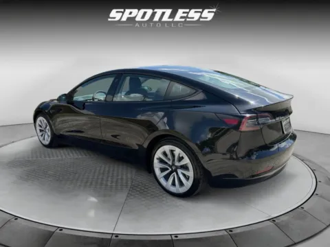 More photos of 2022 Tesla Model 3 at Spotless Auto San Pedro, TX