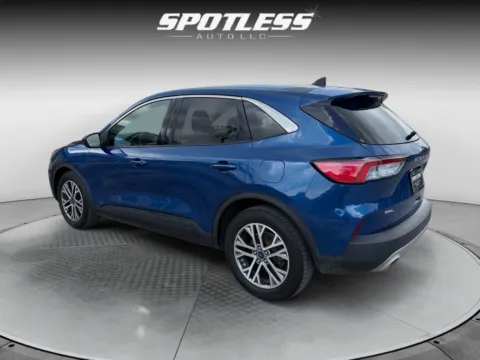 More photos of 2022 Ford Escape SEL at Spotless Auto San Pedro, TX