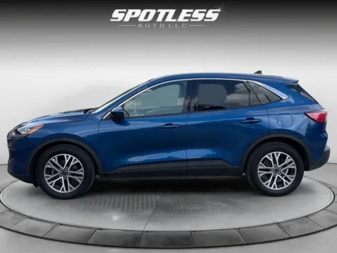 More photos of 2022 Ford Escape SEL at Spotless Auto San Pedro, TX