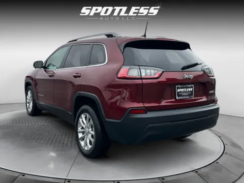 More photos of 2019 Jeep Cherokee Latitude at Spotless Auto San Pedro, TX