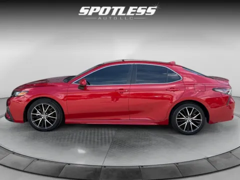 More photos of 2021 Toyota Camry at Spotless Auto Loop 1604, TX