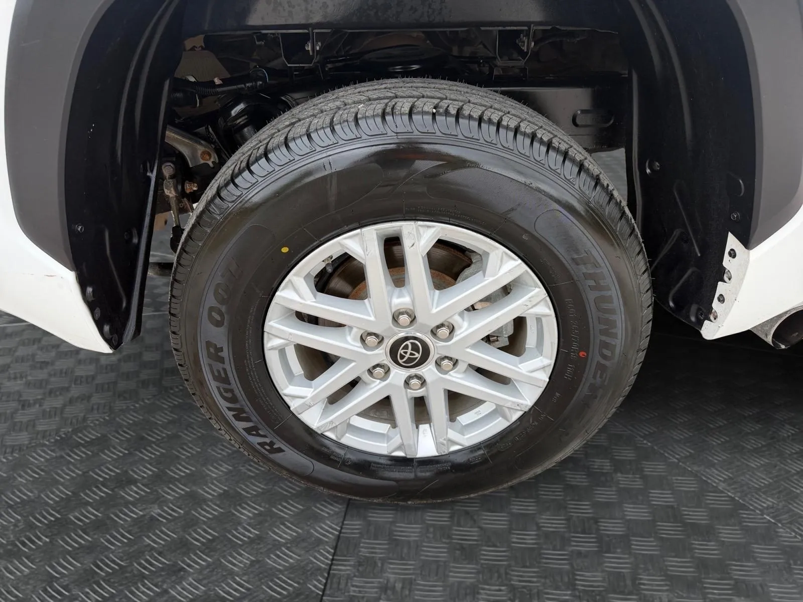 Toyota Tundra photo 15