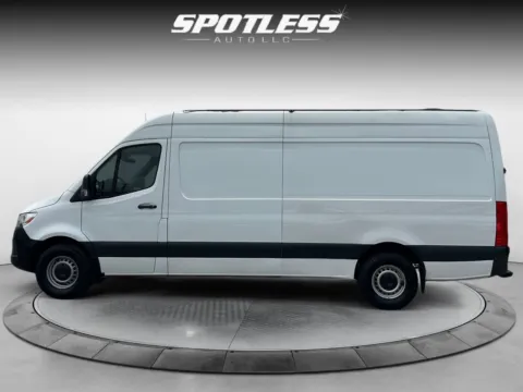 More photos of 2021 Mercedes-Benz Sprinter 2500 at Spotless Auto San Pedro, TX