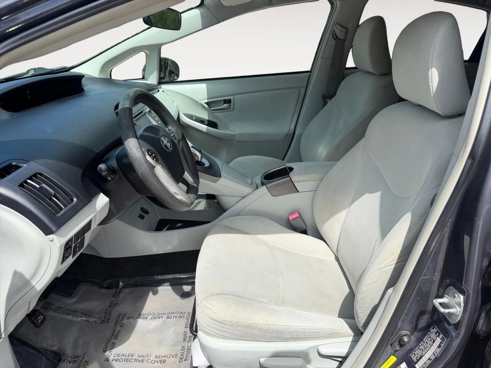 Toyota Prius photo 19