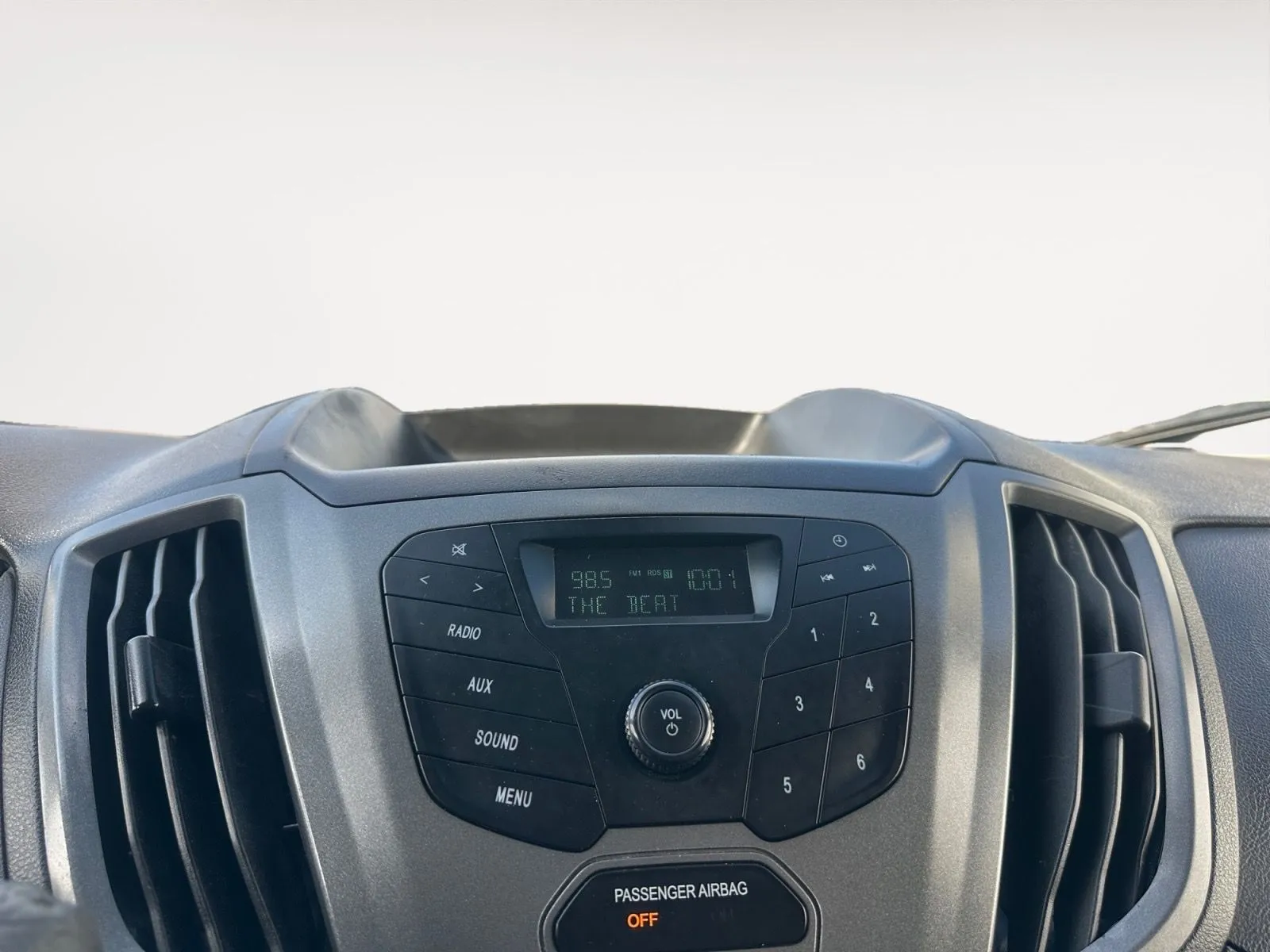 Ford Transit photo 25