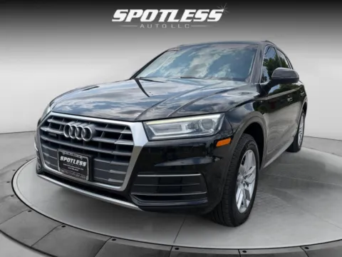 Another view of 2020 Audi Q5 quattro Premium 45 TFSI for sale in San Antonio, TX at Spotless Auto San Pedro