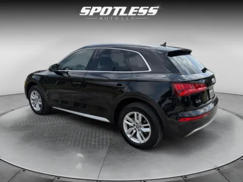 More photos of 2020 Audi Q5 quattro Premium 45 TFSI at Spotless Auto San Pedro, TX