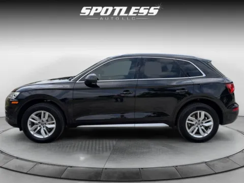 More photos of 2020 Audi Q5 quattro Premium 45 TFSI at Spotless Auto San Pedro, TX