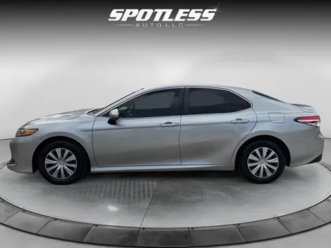 More photos of 2018 Toyota Camry L at Spotless Auto San Pedro, TX
