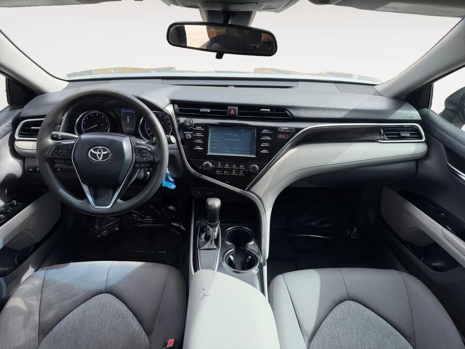 Toyota Camry photo 21