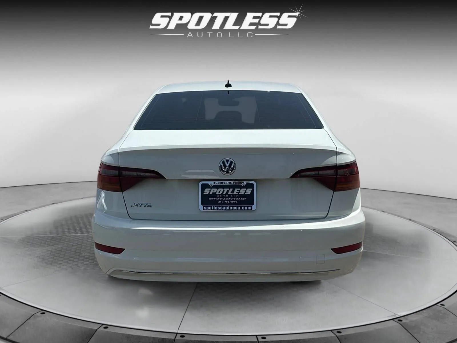 Volkswagen Jetta photo 6