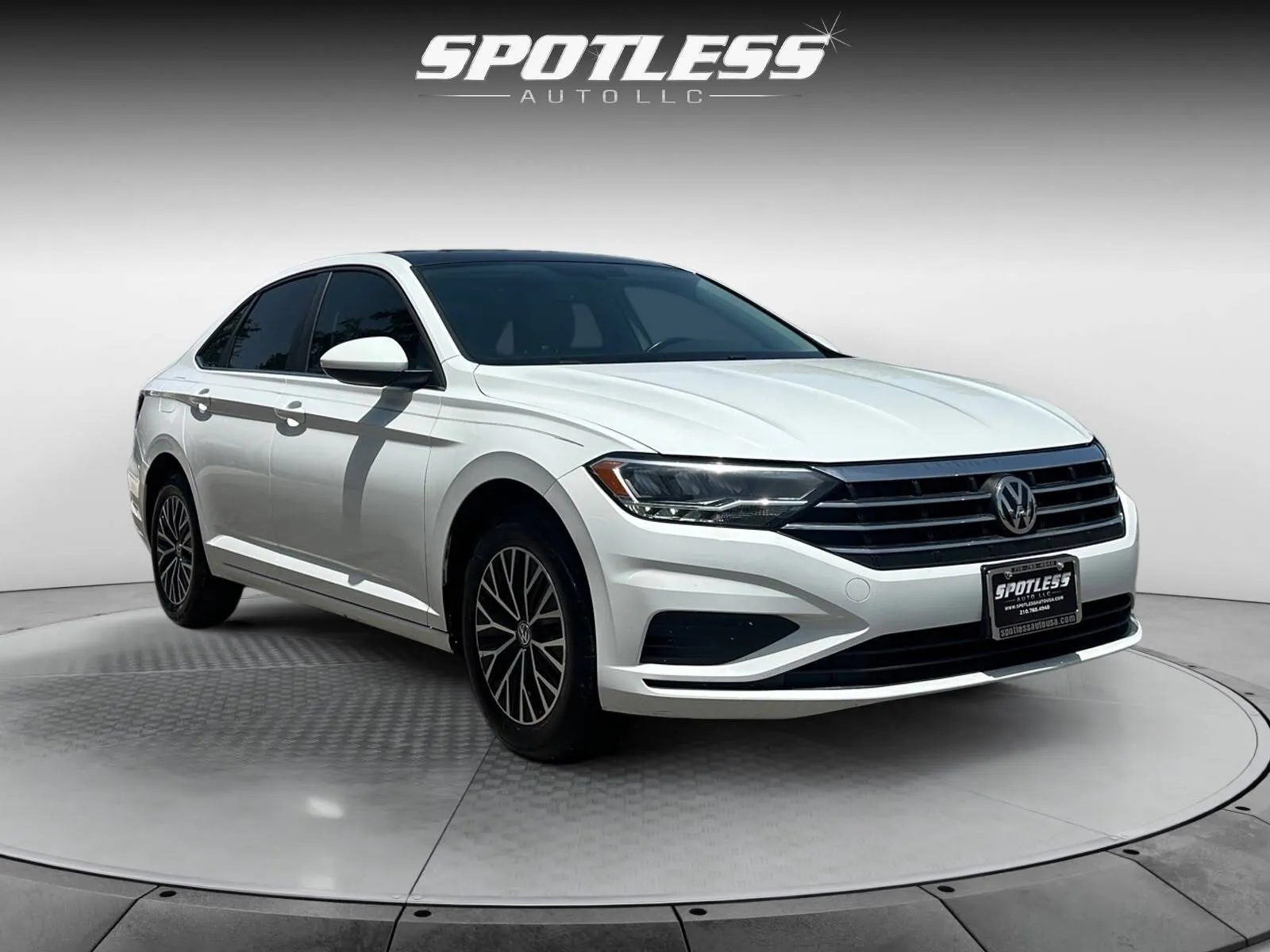 Volkswagen Jetta photo 9
