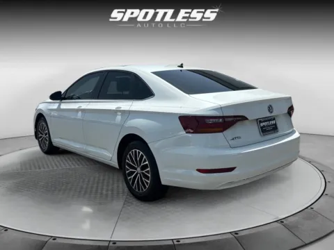 More photos of 2019 Volkswagen Jetta SE at Spotless Auto San Pedro, TX