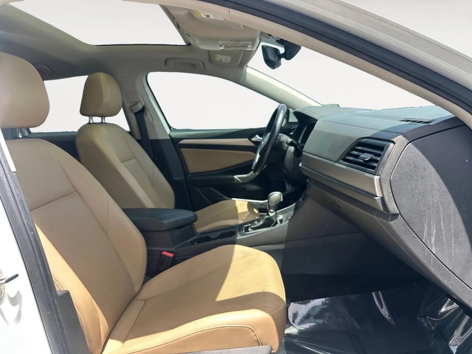 Volkswagen Jetta photo 23