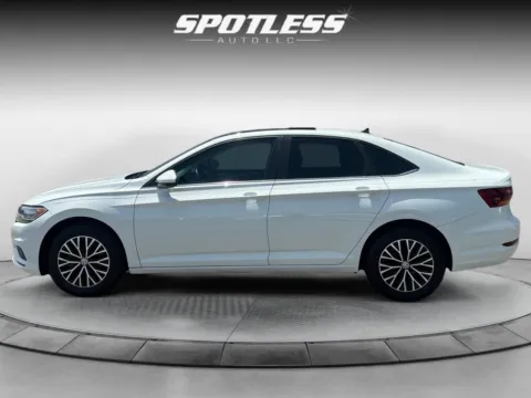 More photos of 2019 Volkswagen Jetta SE at Spotless Auto San Pedro, TX