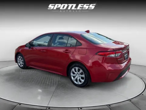 More photos of 2021 Toyota Corolla LE at Spotless Auto San Pedro, TX