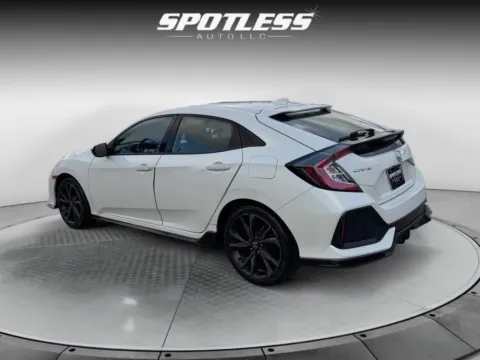 More photos of 2018 Honda Civic Sport at Spotless Auto San Pedro, TX