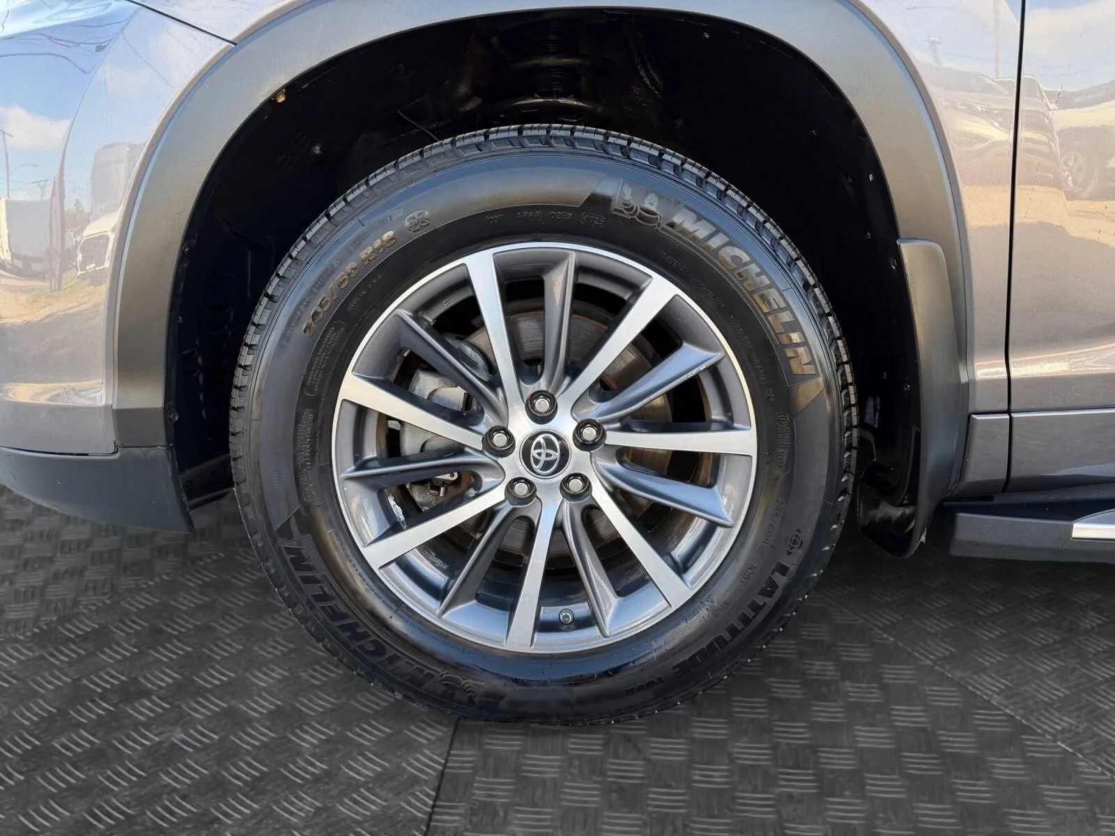 Toyota Highlander photo 14