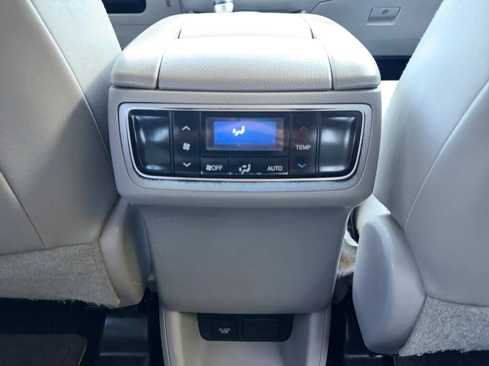 Toyota Highlander photo 30