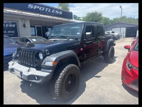Silver 2021 Jeep Gladiator Sport for sale in San Antonio, TX